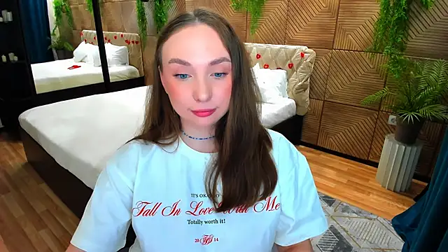TrueReincarnation Chat XXX in diretta