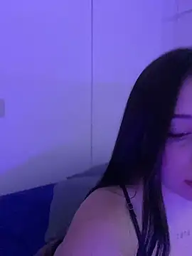 yazminlove Show Webcam