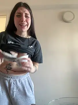 Bebalusifer's Live Sex Cam Show