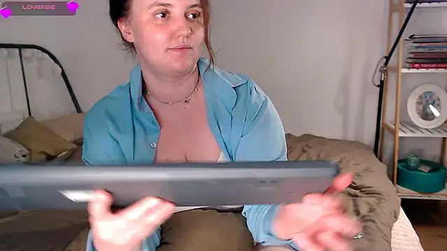 Chatroom XXX en direct de VivianMarble