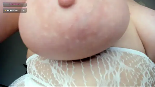 Chat +18 de VivianMarble ao vivo