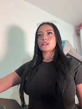 Melii_1's Live XXX Chat