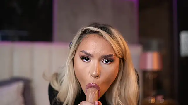 SelenaFrost 网络视讯表演