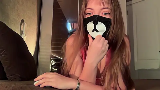Your_Little_Bear's Live XXX Chat