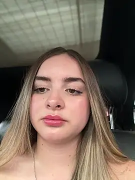 imlindapink Chat XXX in diretta