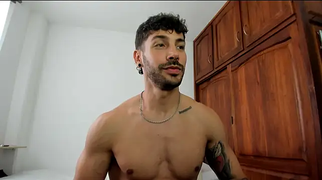 عرض كام Guyinthemountain