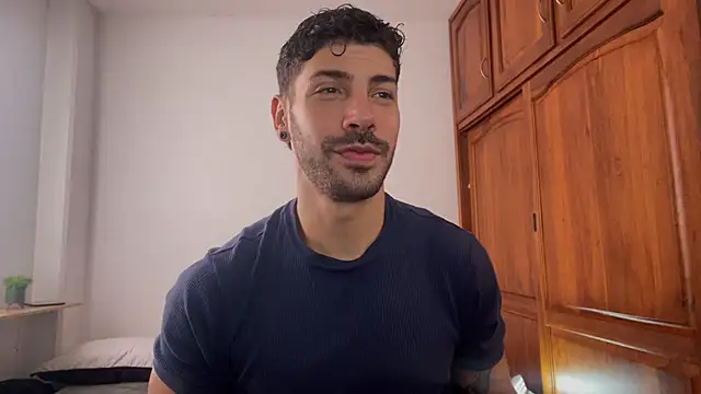 عرض كام Guyinthemountain