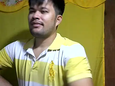 HairyHottestpinoyHandsome Adlı Modelin Web Kamerası Şovu