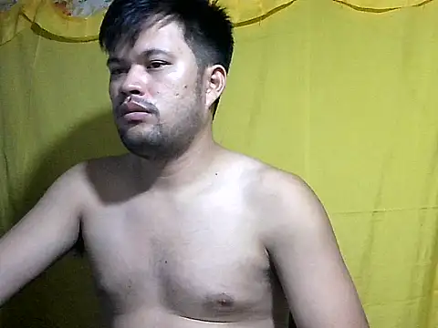 HairyHottestpinoyHandsome Adlı Modelin Web Kamerası Şovu