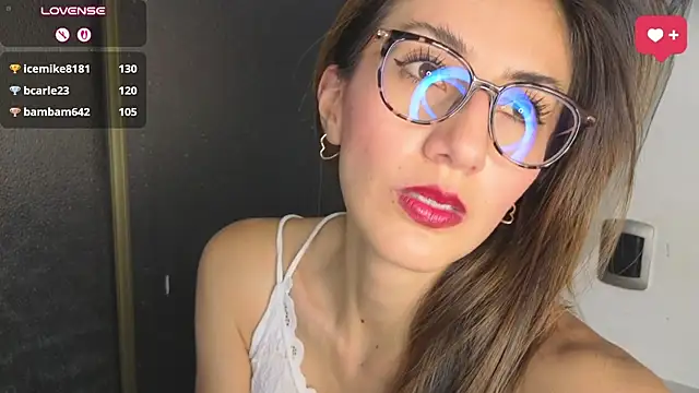_jade_white_ Chat XXX live