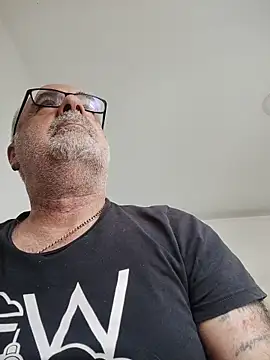 Satiro_Sevilla Pertunjukan Webcam