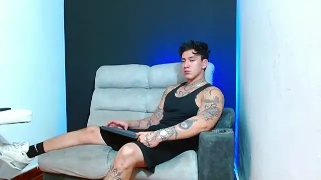 دردشة JUSTIN_FULLER1 الجنسية المباشرة