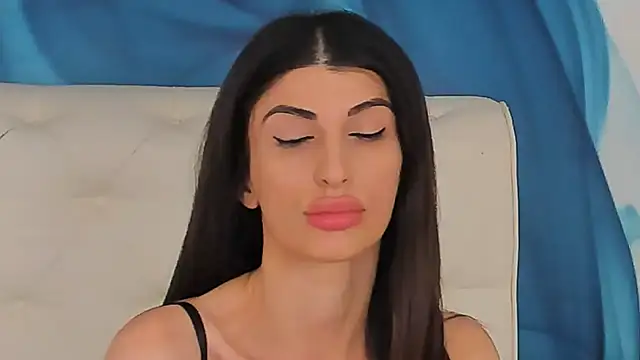 Chat +18 de SkinnyDolly ao vivo