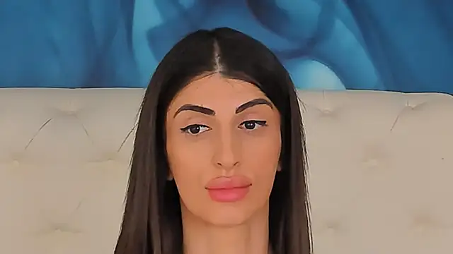 SkinnyDolly's Live XXX Chat