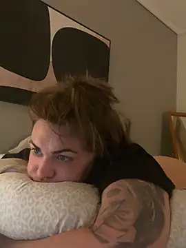 HeyBABYGIRL's Webcam Show