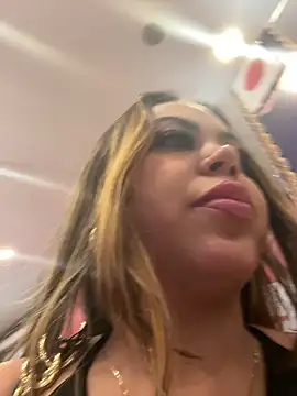 lariic  라이브 XXX 채팅