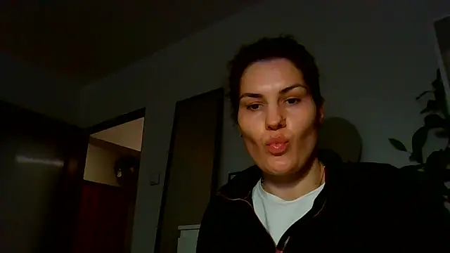 Ms-Lust1- Chat XXX in diretta