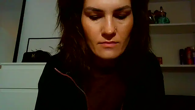 Ms-Lust1- live-chat rom