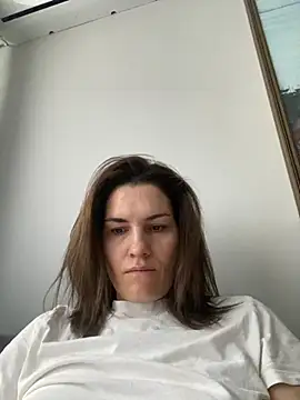 Ms-Lust1- Live XXX-Chat