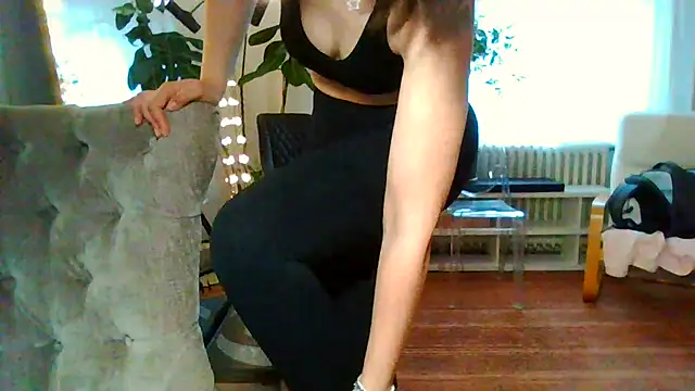 Ms-Lust1- Live XXX Chat