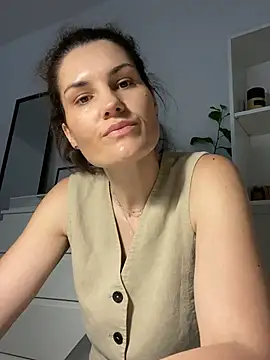 Ms-Lust1-'s Live XXX Chat