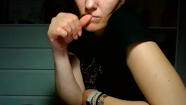 Ms-Lust1- Adlı Modelin Canlı XXX Sohbeti