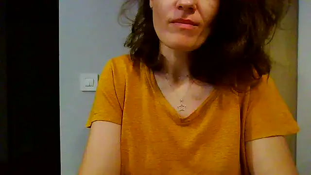 Ms-Lust1- Chat XXX in diretta