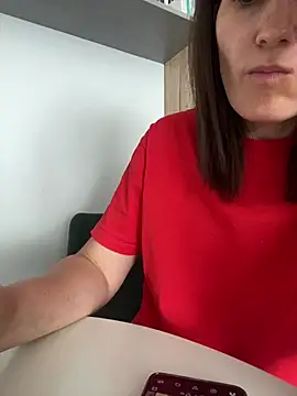 Ms-Lust1- – Live XXX-chat