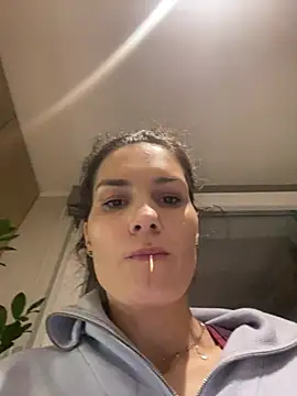 Chat +18 de Ms-Lust1- ao vivo