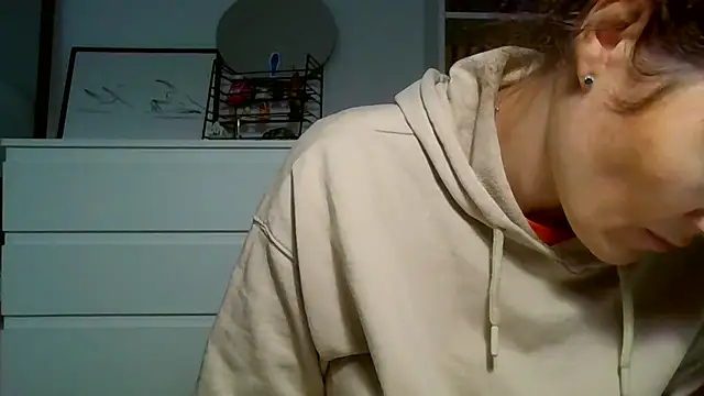 Ms-Lust1- Live XXX-Chat