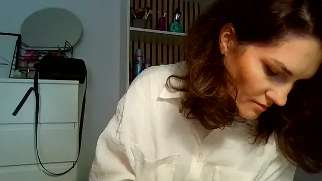 Chat +18 de Ms-Lust1- ao vivo