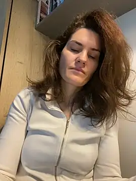 Ms-Lust1- Chat XXX live