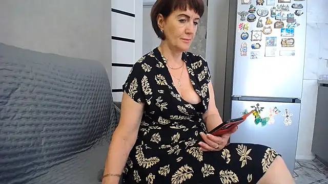 Hot-Tina's Live XXX Chat