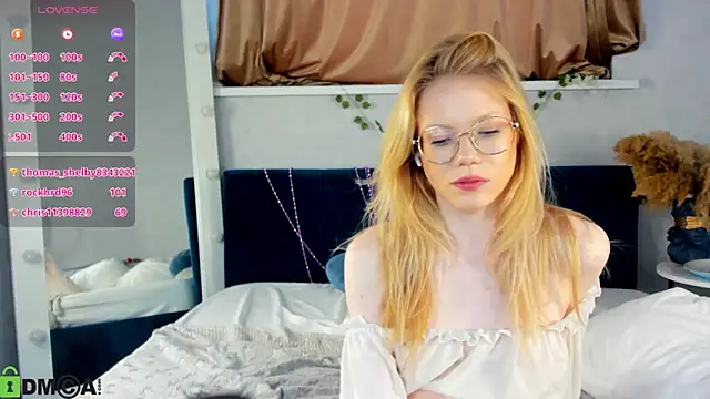 Živý XXX chat Esme_Runn