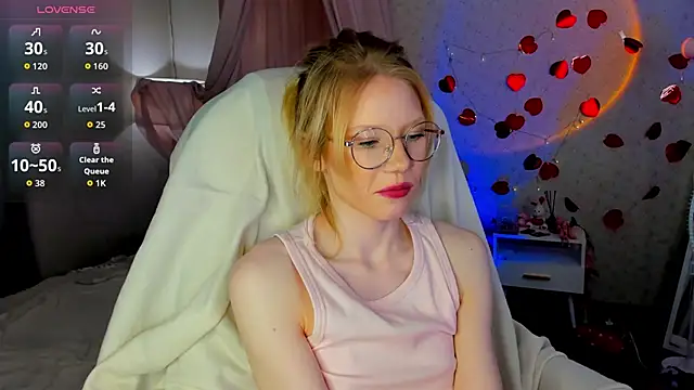 Esme_Runn Adlı Modelin Canlı XXX Sohbeti