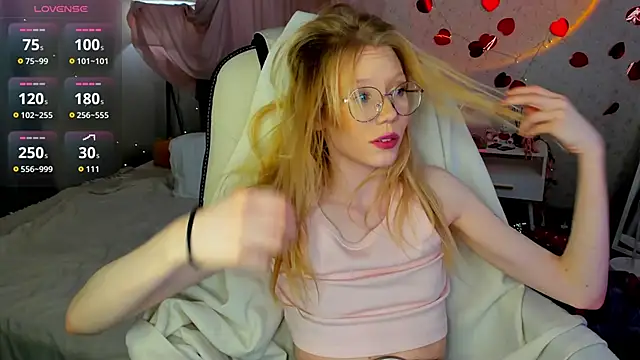 Esme_Runn élő XXX-chatje