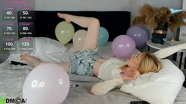 Esme_Runn Adlı Modelin Canlı XXX Sohbeti