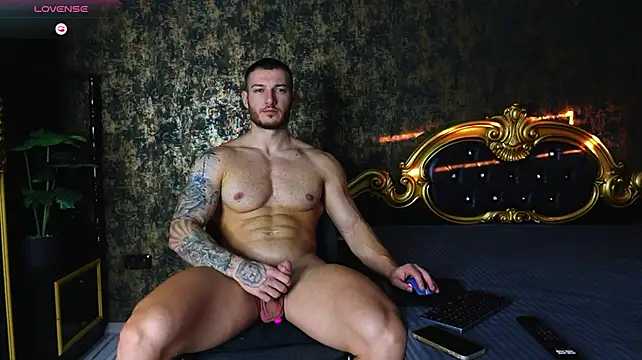 AaronMuscle 在線直播表演