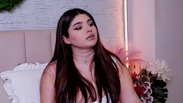 Chat XXX en directo de RachelSwaan