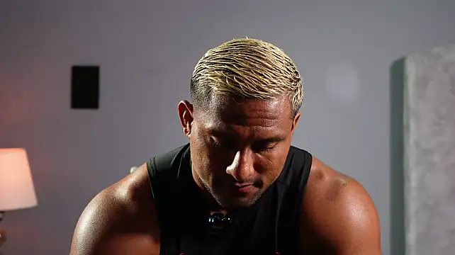 دردشة CallumMuscle الجنسية المباشرة