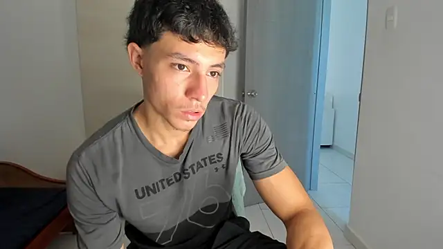 enzo_sloran Obrolan Langsung XXX
