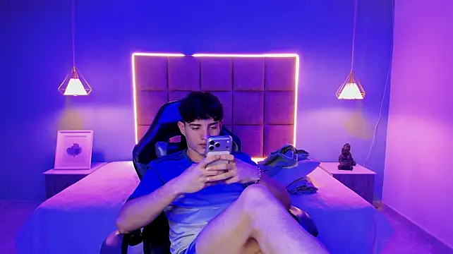 Show de AlejooTwink na webcam