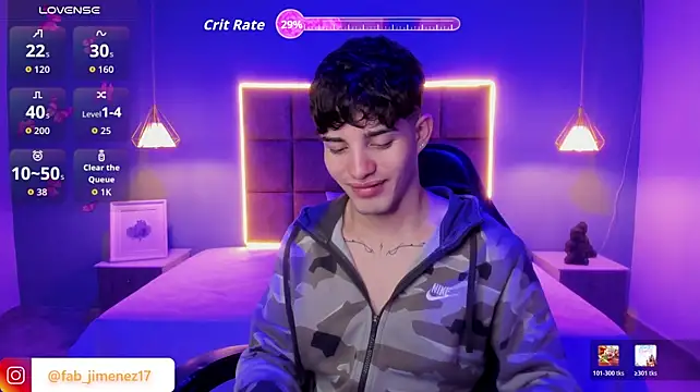 Show modela AlejooTwink na web-kameri