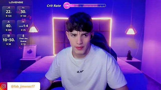 عرض كام AlejooTwink