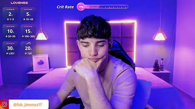 Show modela AlejooTwink na web-kameri