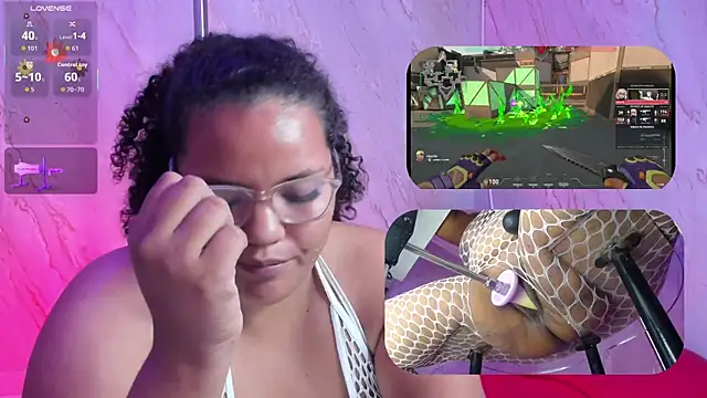 MhiaRey's Webcam Show