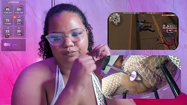 MhiaRey's Webcam Show
