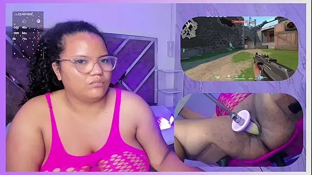 MhiaRey's Webcam Show