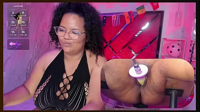 MhiaRey's Webcam Show