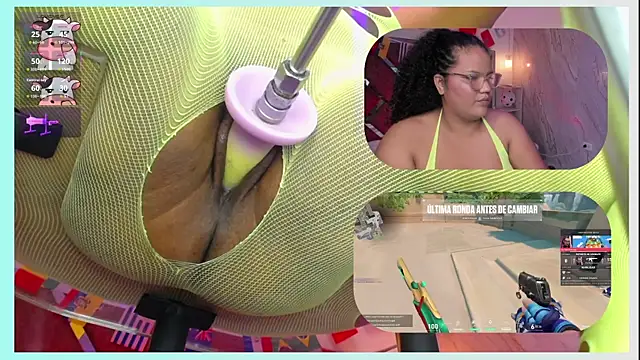MhiaRey's Webcam Show
